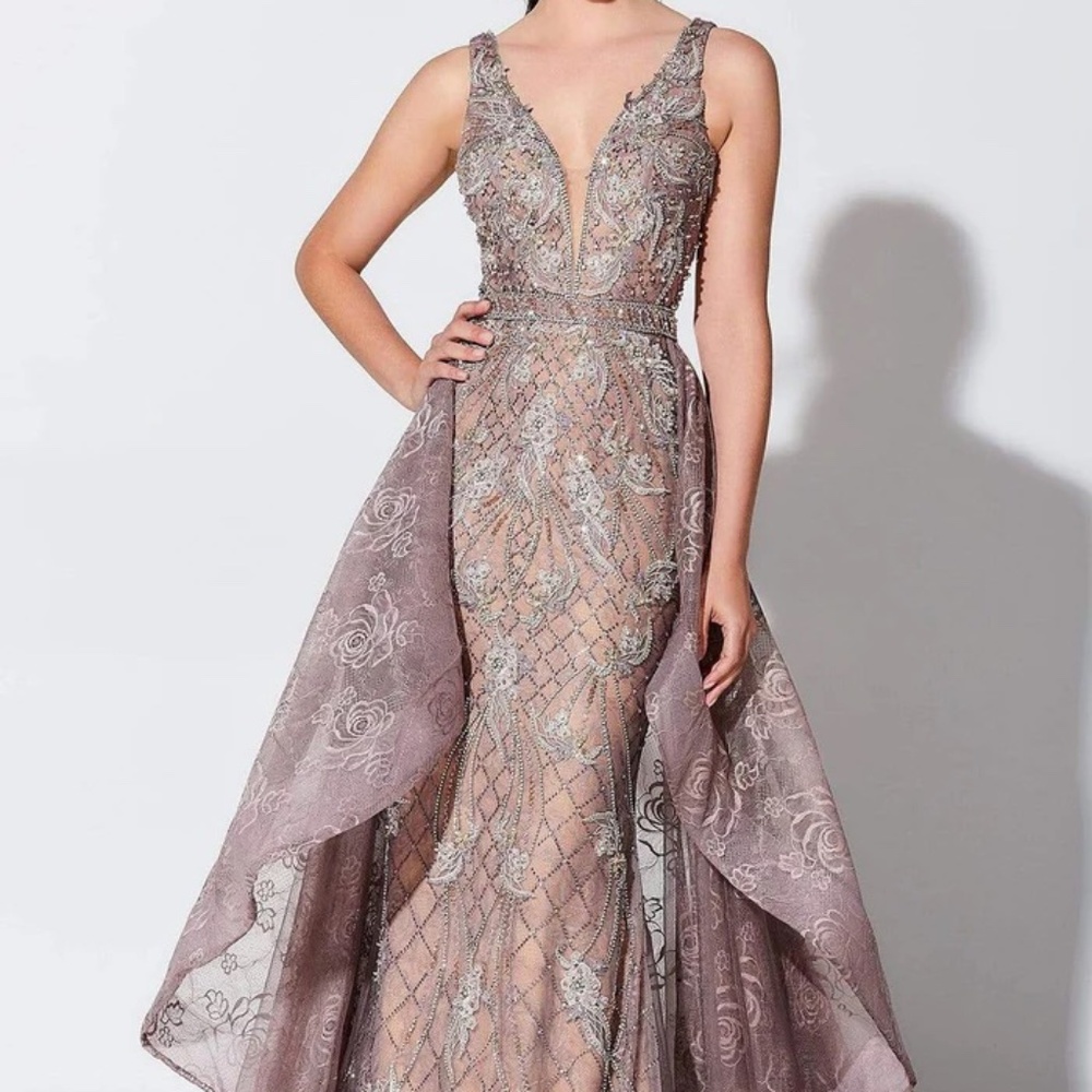 Ivonne D Mon Cheri w/tags never worn Luxe beaded formal Dress in Mink/Lavender